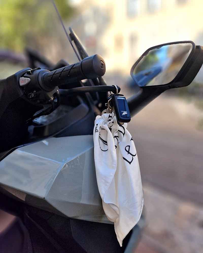 Bandana Jeudi carré satin